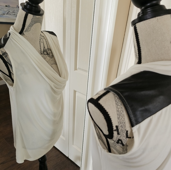 Bianca Nygard weighted front sleeveless cowl - Picture 6 of 6